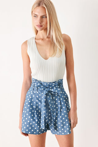 FLIRTY DOTS TIE WOVEN SHORTS - Glamourous Grace