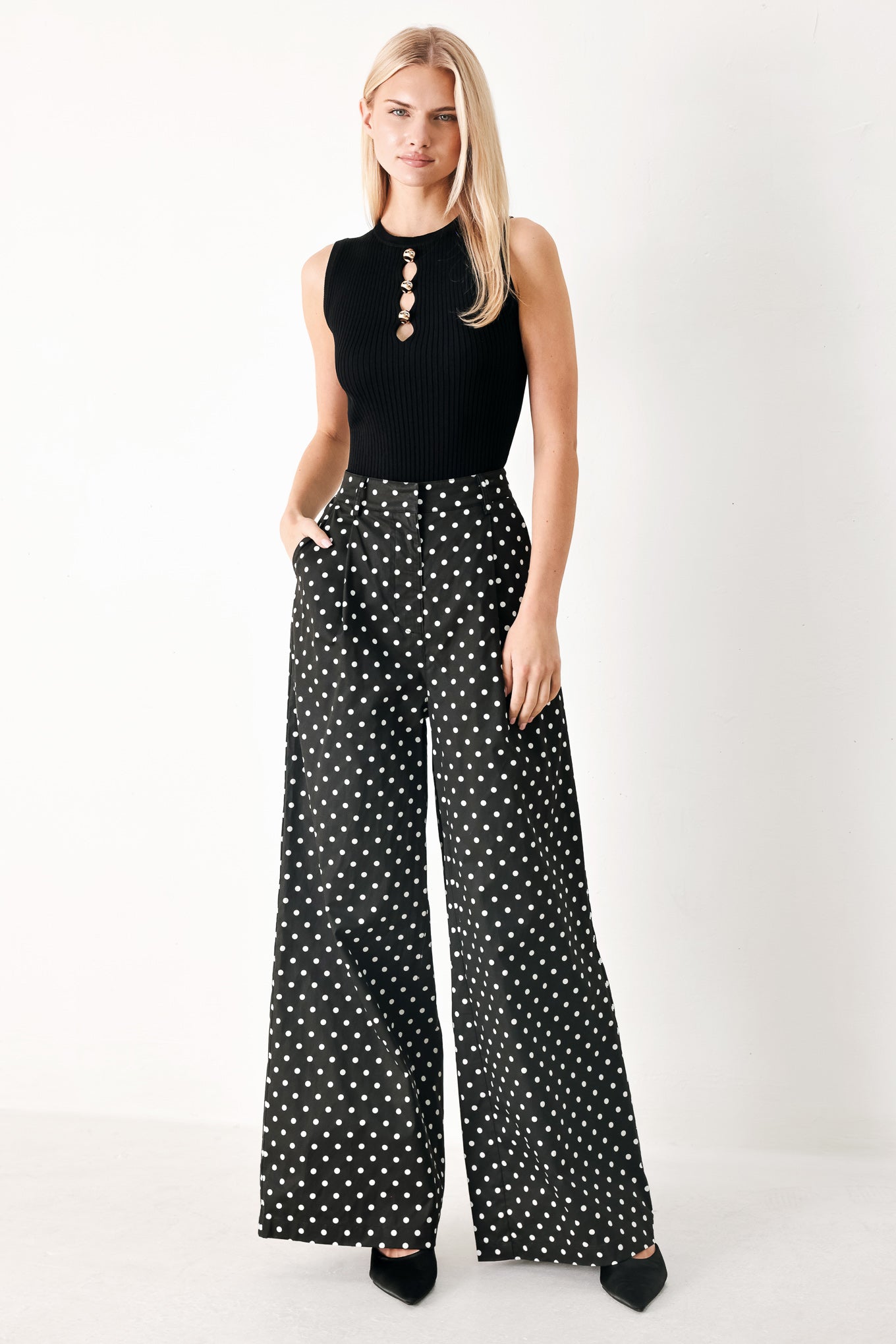 FOREVER CHIC POLKA WOVEN PANTS - Glamourous Grace