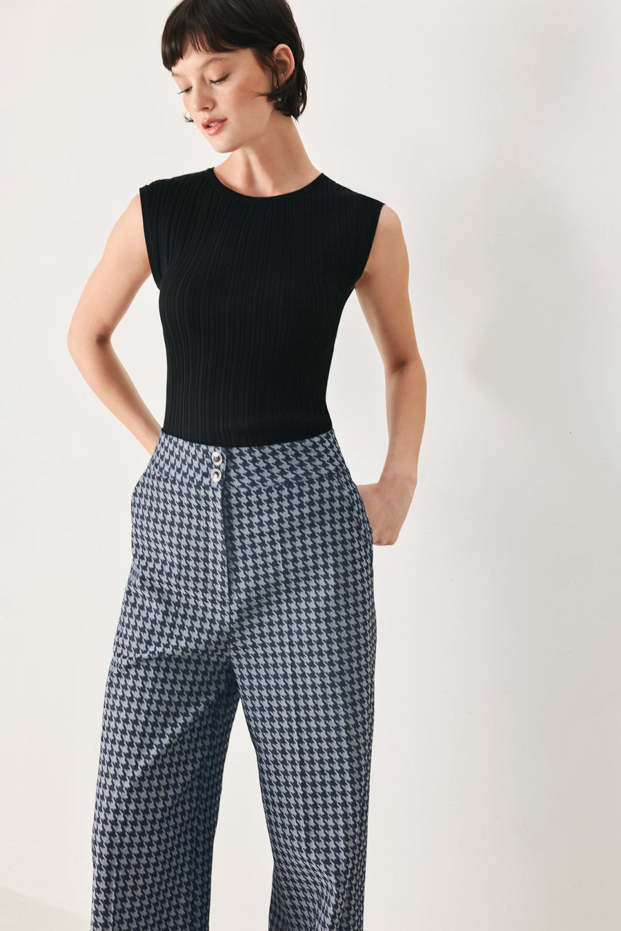 NOIR SOCIETY WOVEN WIDE LEG PANTS - Glamourous Grace