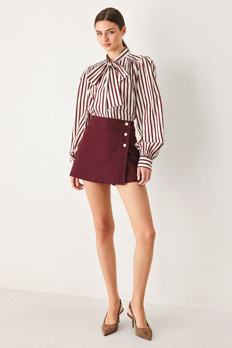 MERLOT RIDGE WOVEN SKORT - Glamourous Grace