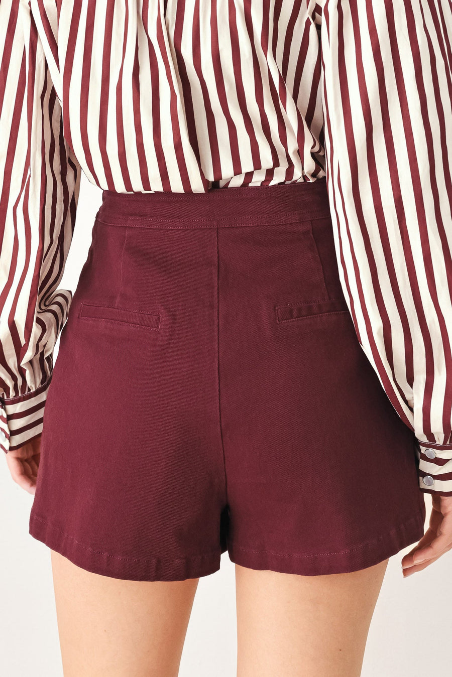 MERLOT RIDGE WOVEN SKORT - Glamourous Grace