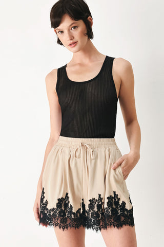 RODEO ROMANCE WOVEN SHORTS - Glamourous Grace