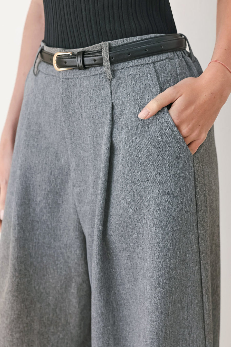 GRANITE FLOW WOVEN PANTS - Glamourous Grace