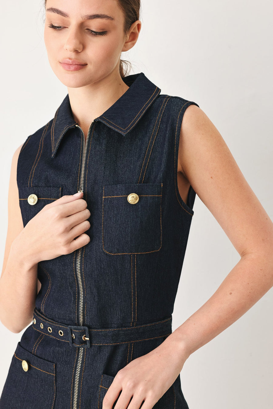 SLEEVELESS WORKWEAR DENIM JUMPSUIT - Glamourous Grace