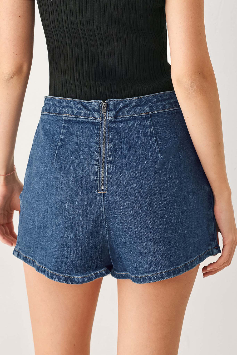 ASYMMETRIC DENIM SKORT - Glamourous Grace