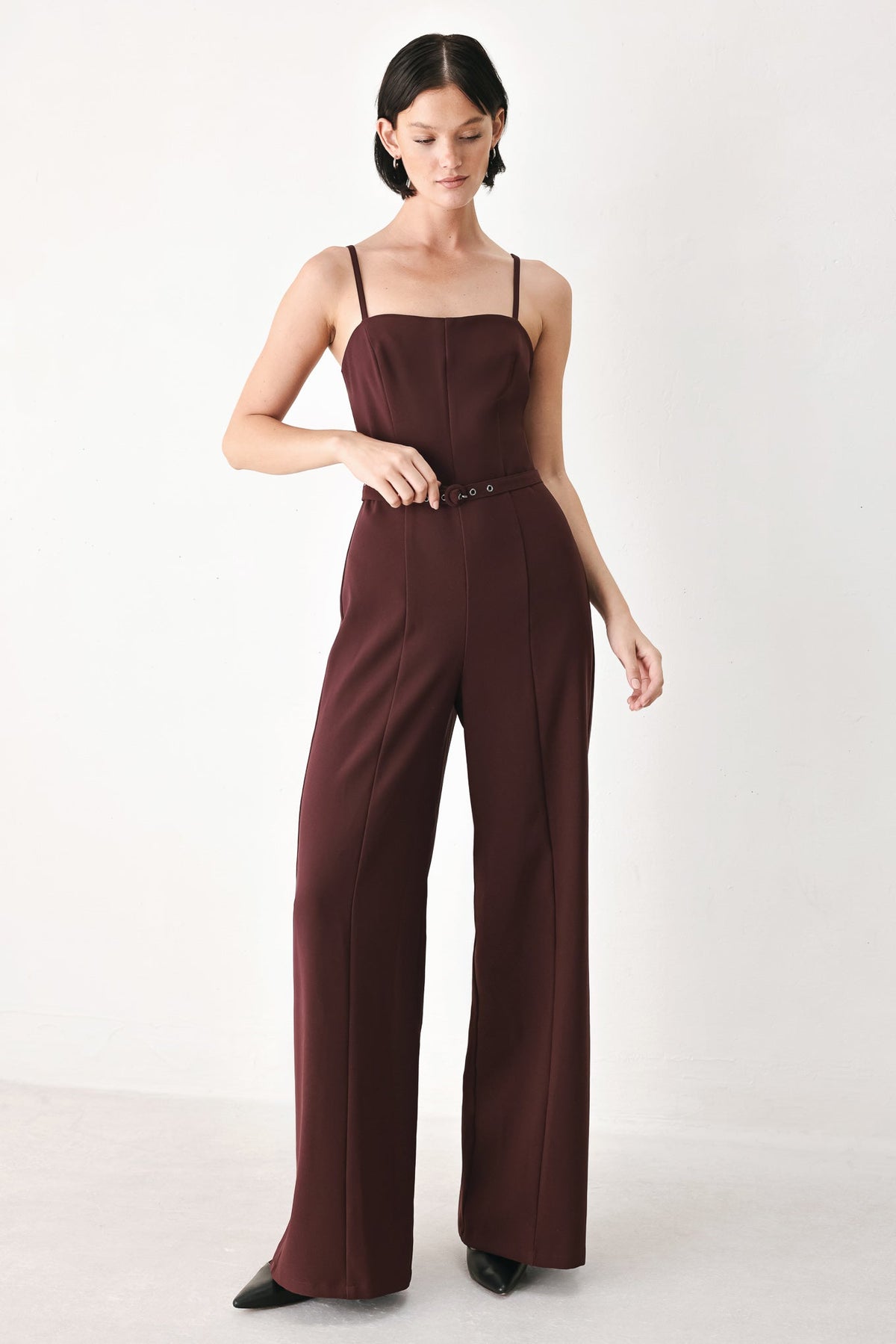 BURGUNDY MODERN MUSE WOVEN JUMPSUIT - Glamourous Grace