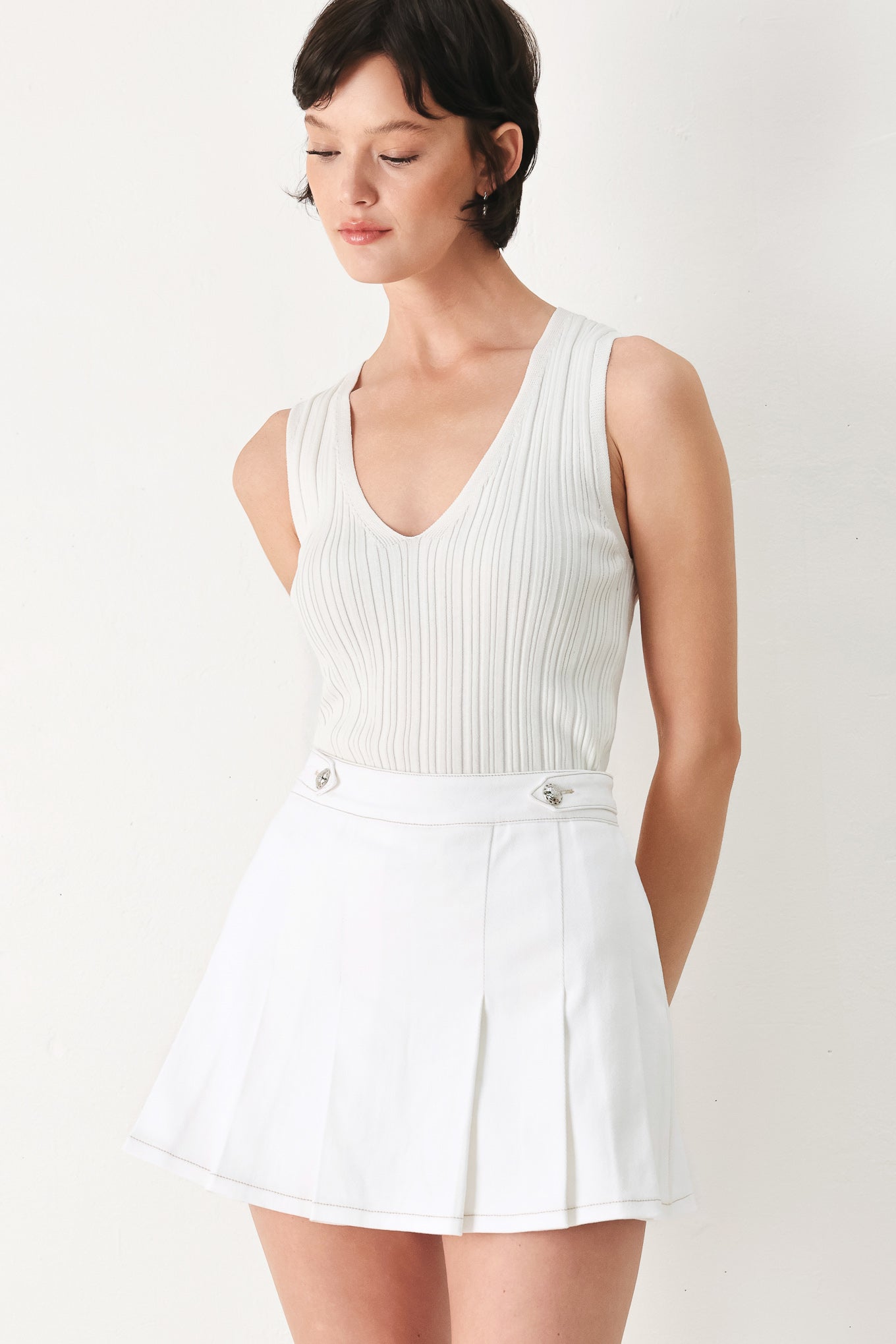 CHAMPAGNE CLUB WOVEN SKORT - Glamourous Grace