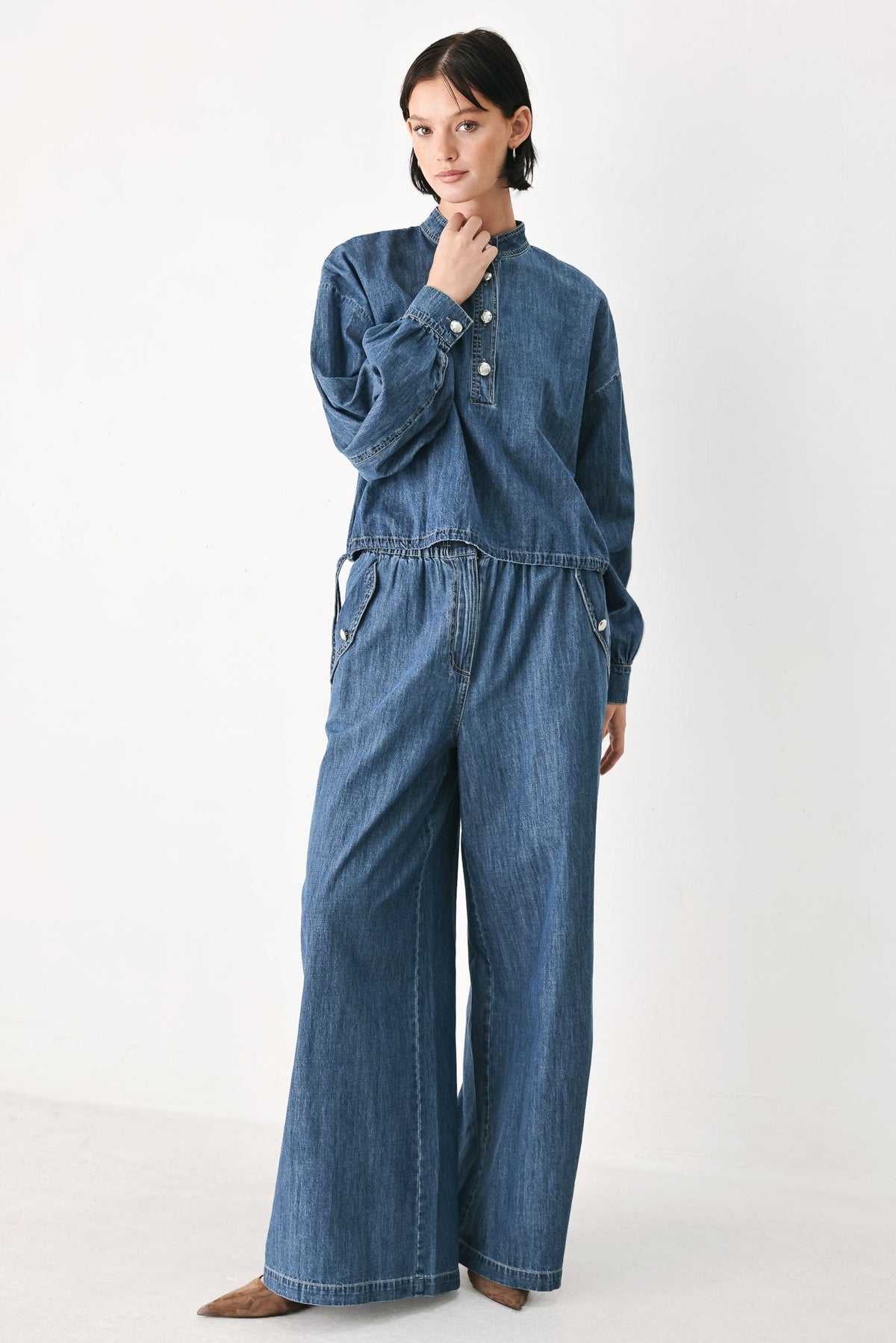 INDIGO COMFORT LINE DENIM PANTS - Glamourous Grace