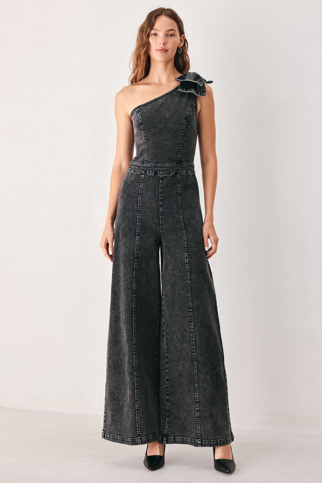 GRAPHITE PETAL EDGE DENIM JUMPSUIT - Glamourous Grace