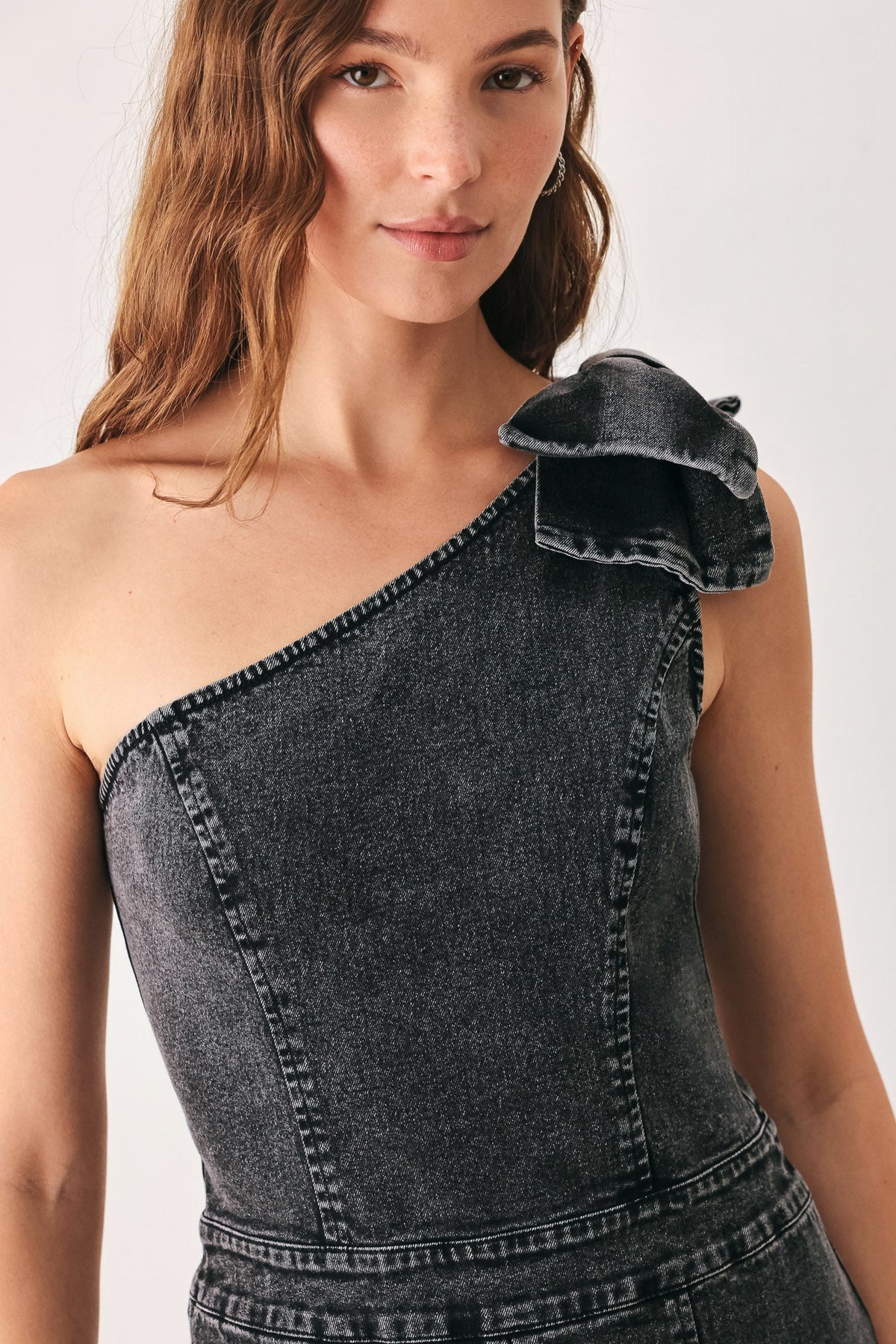 GRAPHITE PETAL EDGE DENIM JUMPSUIT - Glamourous Grace