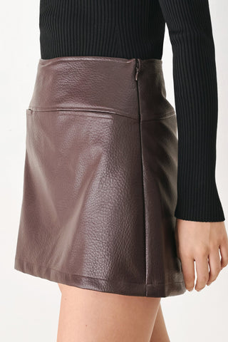 REBEL ROMANCE FAUX LEATHER SKORT