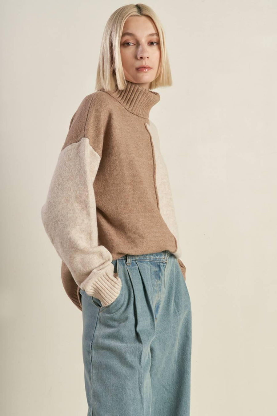 MIXED EMOTIONS COLORBLOCKED SWEATER TOP - Glamourous Grace