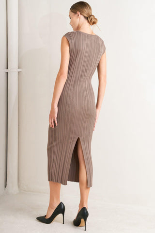 STORY OF US SWEATER MIDI DRESS - Glamourous Grace