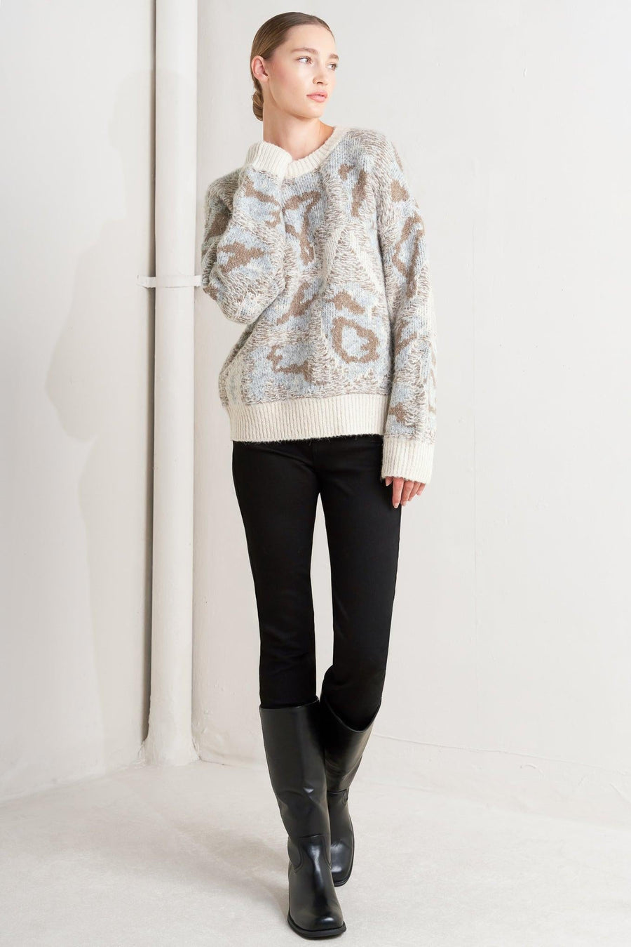 PROMINENT CHARM PULLOVER SWEATER TOP - Glamourous Grace