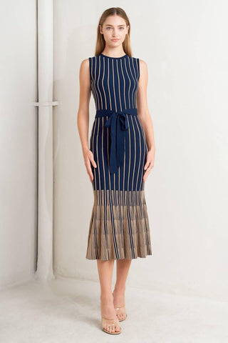 SMOOTH WEIGHTED FEEL KNIT MIDI DRESS - Glamourous Grace