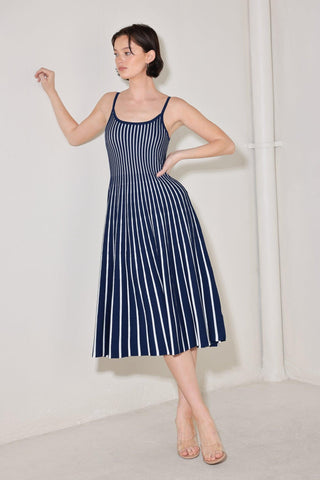BOARDWALK BEAUTY SWEATER MIDI DRESS - Glamourous Grace