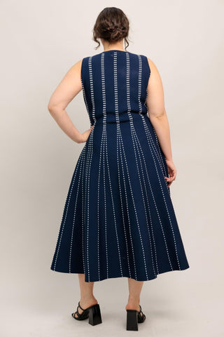 PERFECTLY POISED JACQUARD SWEATER MIDI DRESS - Glamourous Grace