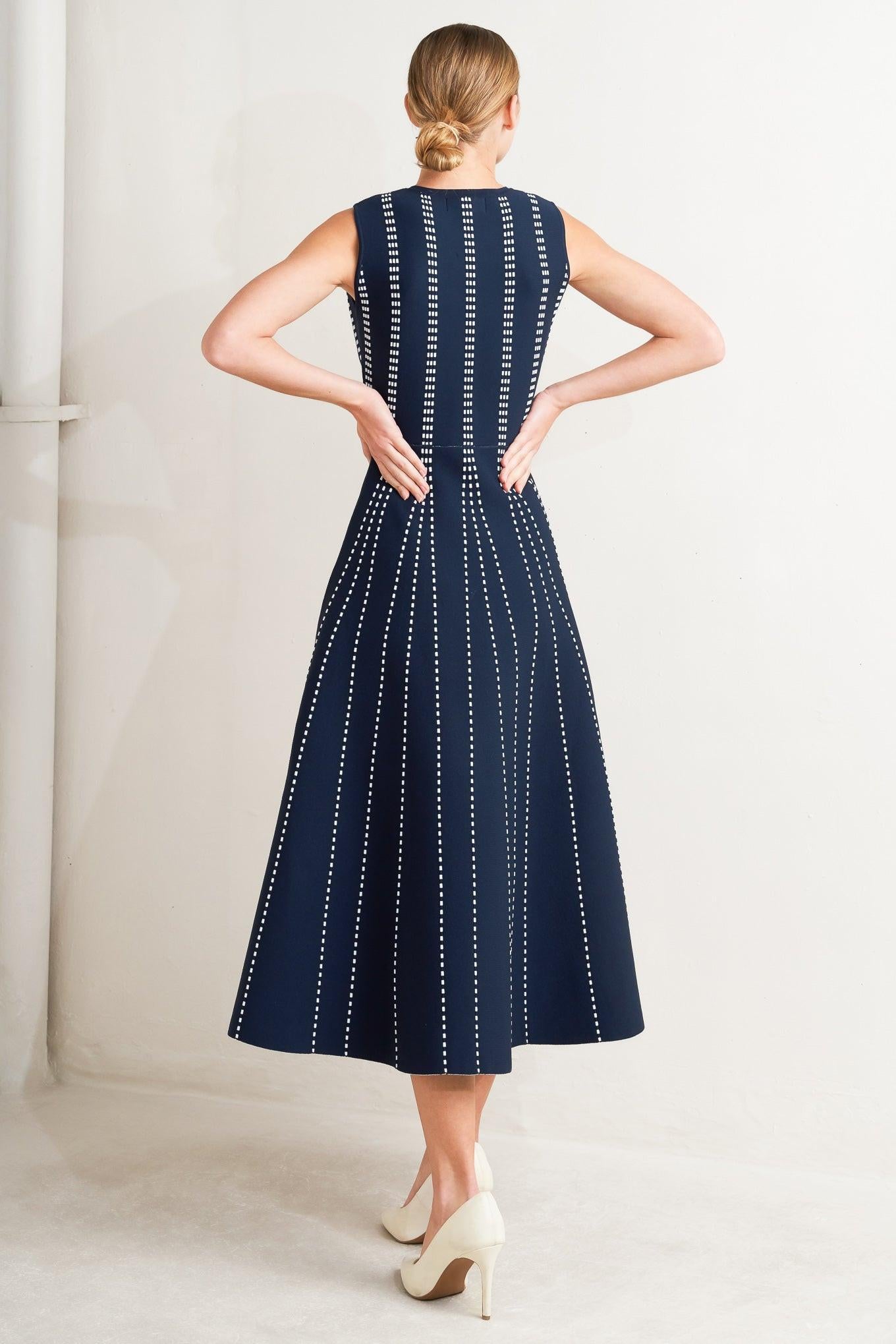 PERFECTLY POISED JACQUARD SWEATER MIDI DRESS - Glamourous Grace