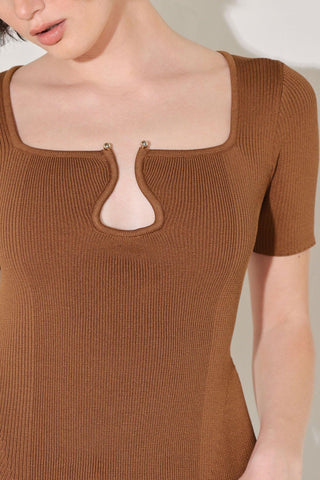 GOLDEN GLOW MOMENT SWEATER TOP - Glamourous Grace