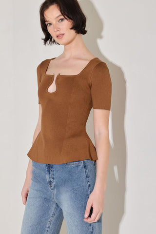 GOLDEN GLOW MOMENT SWEATER TOP - Glamourous Grace