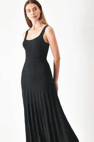 MONO FORM SWEATER KNIT MIDI DRESS - Glamourous Grace