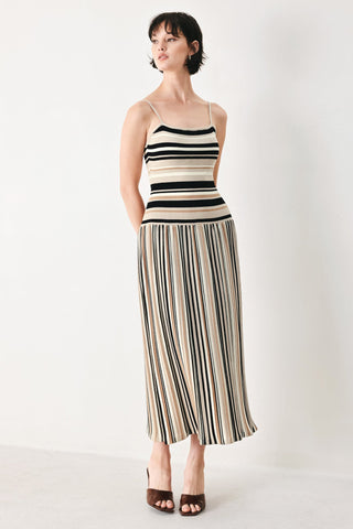 FESTIVAL FREQUENCY SWEATER KNIT MIDI DRESS - Glamourous Grace