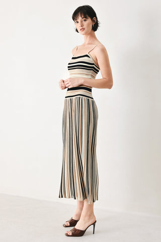 FESTIVAL FREQUENCY SWEATER KNIT MIDI DRESS - Glamourous Grace