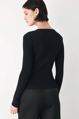 SOFT CREAM CLASSIC RIB SWEATER TOP