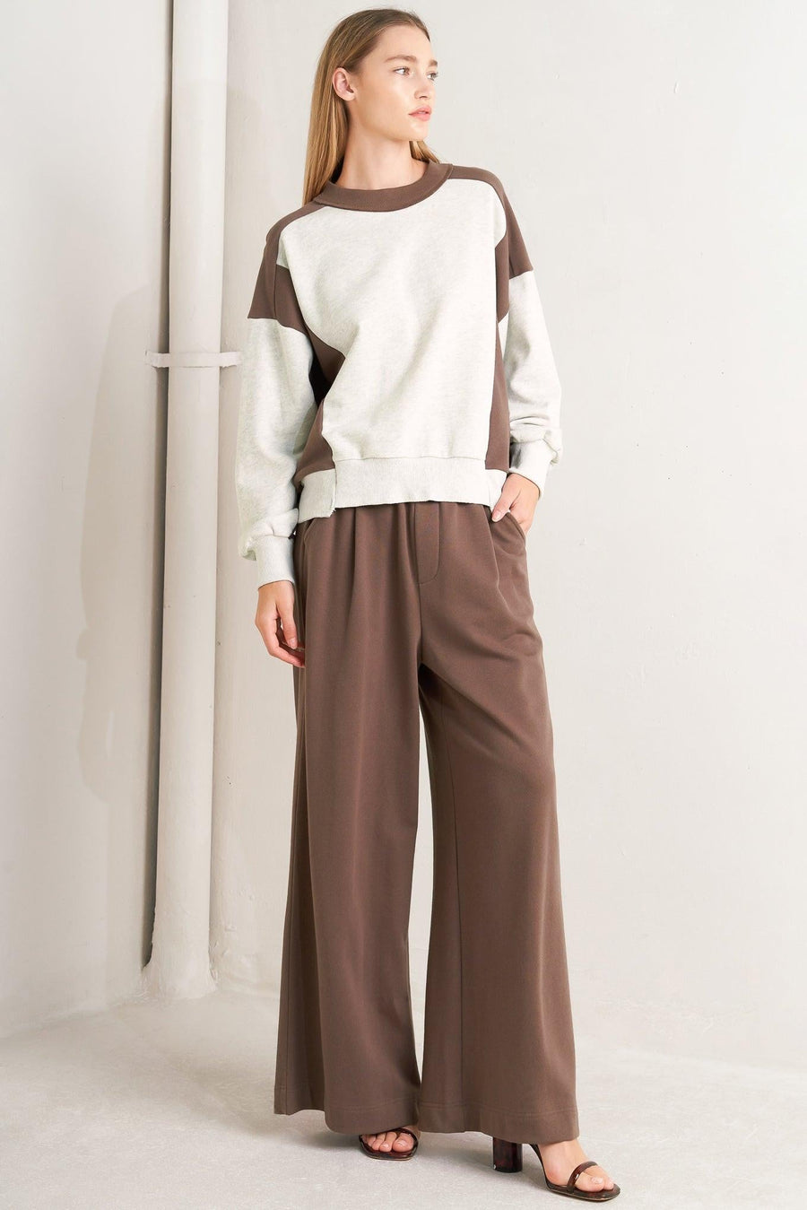 IN TOO DEEP PULLOVER KNIT TOP - Glamourous Grace