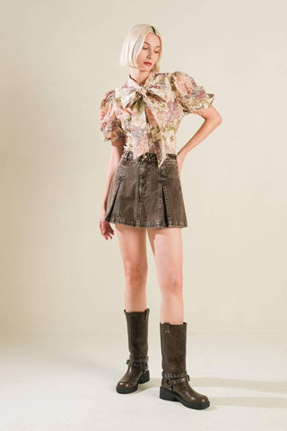 SLEEK SIMPLICITY WOVEN TOP - Glamourous Grace