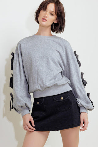 LOVE SO AMAZING SWEATER TOP - Glamourous Grace