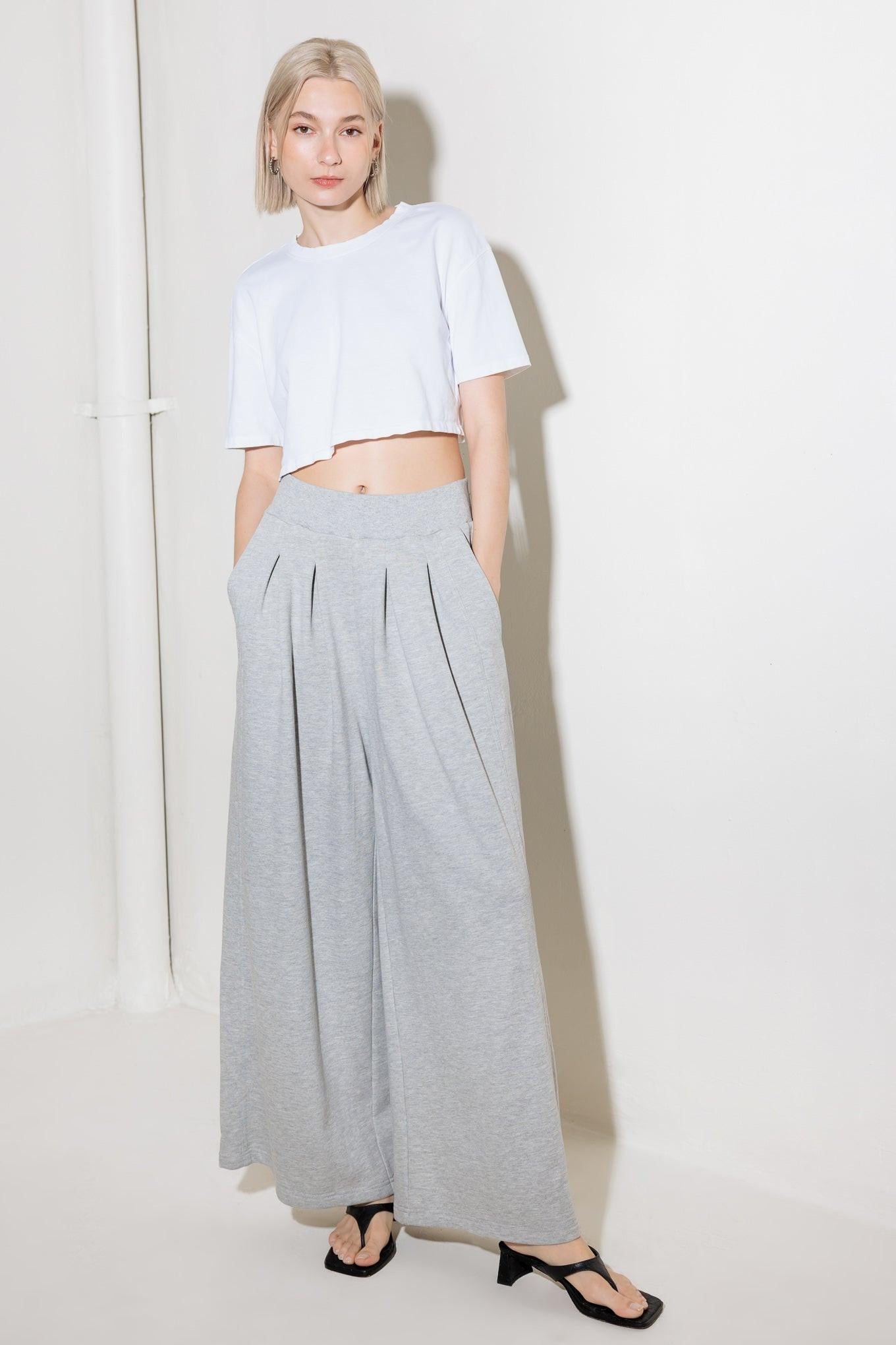TRUST THE NOW IN KNIT TOP AND PANT SET - Glamourous Grace