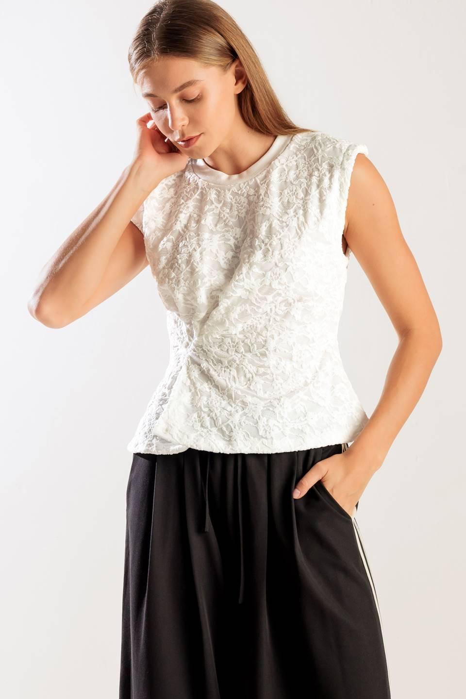HIDDEN SMILES WHITE WOVEN LACE TOP - Glamourous Grace