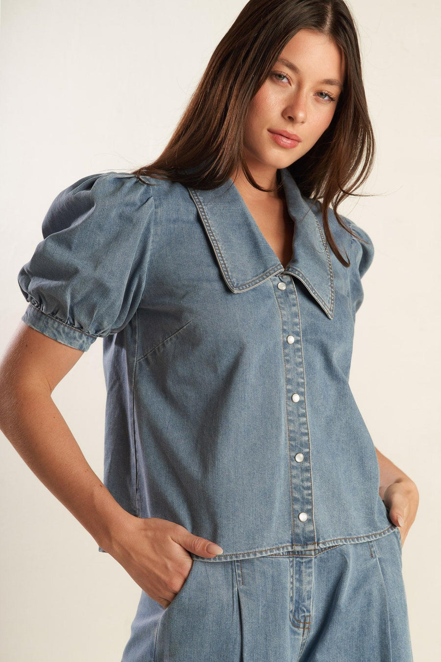 ETERNAL SUNSHINE CHAMBRAY DENIM TOP - Glamourous Grace