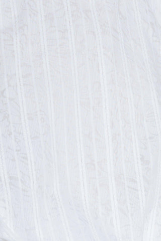 TIMELESS WITH EDGE WOVEN LACE TOP - Glamourous Grace