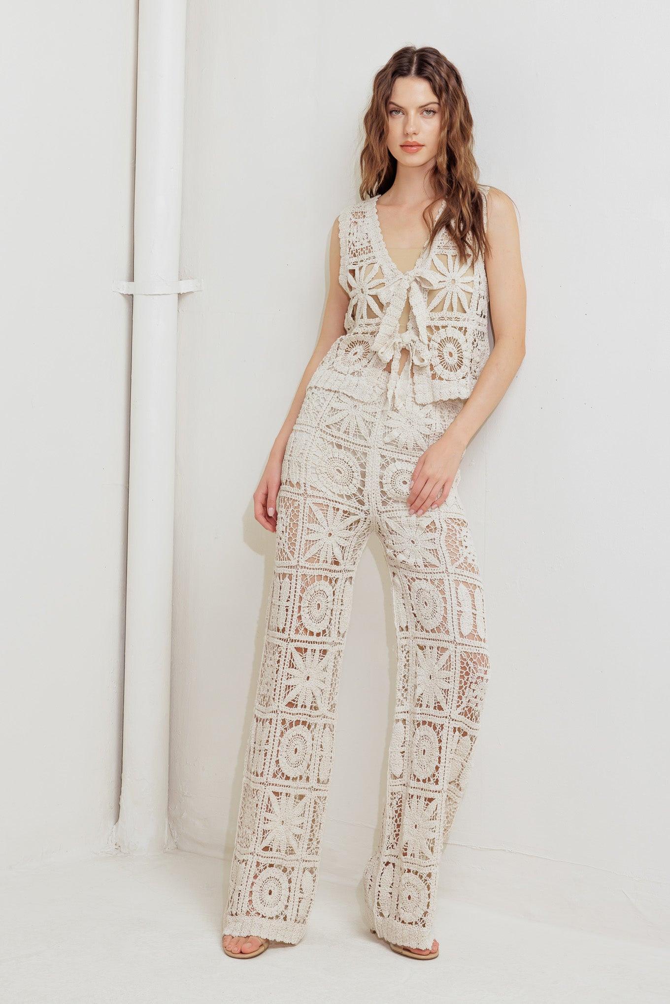 COASTAL BREEZE CROCHET VEST AND PANT SET - Glamourous Grace