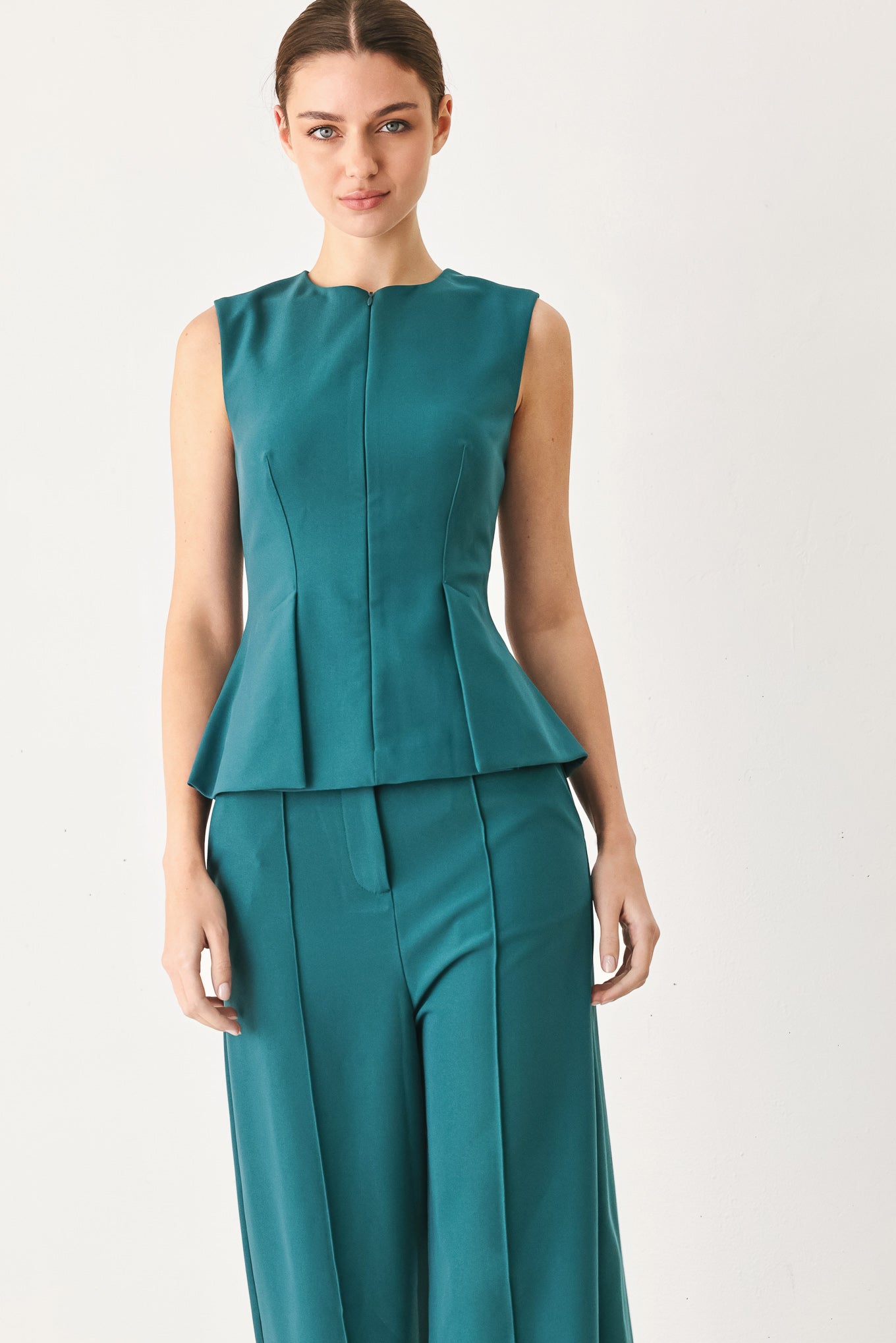 MODERN FLOW WOVEN TOP - Glamourous Grace
