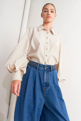 PINSTRIPE CHIC WOVEN TOP - Glamourous Grace