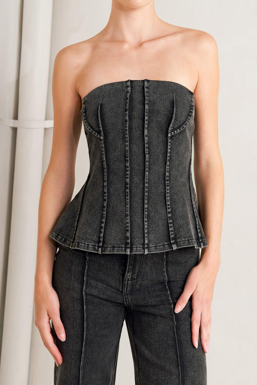 NIGHT SHAPE DENIM TOP - Glamourous Grace
