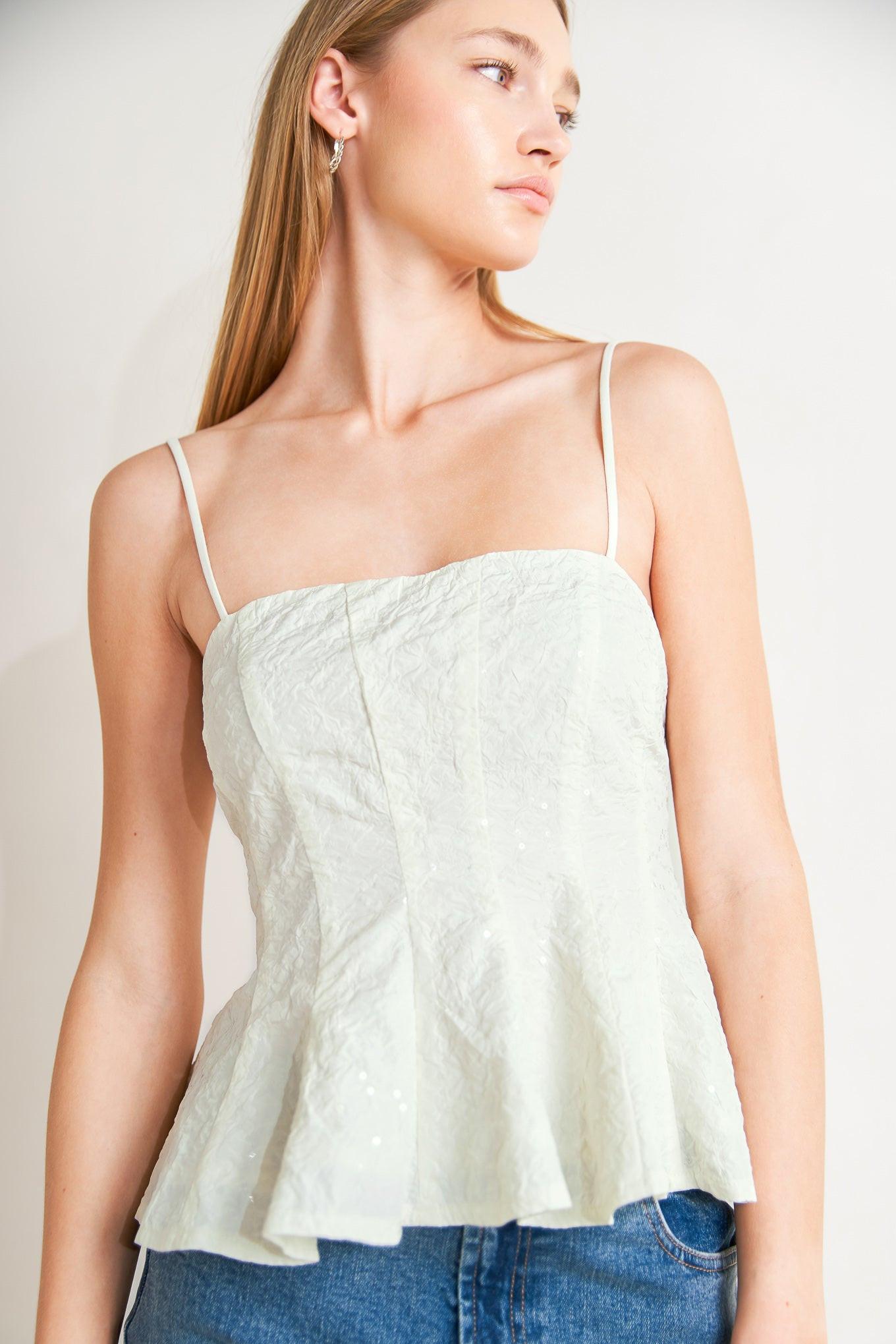GRAND ENTRANCE WOVEN TOP - Glamourous Grace