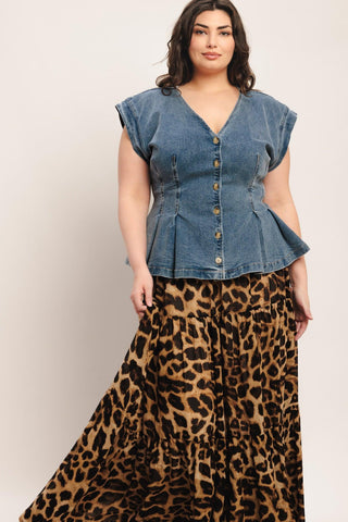 NO SECOND THOUGHT WASHED DENIM TOP - Glamourous Grace