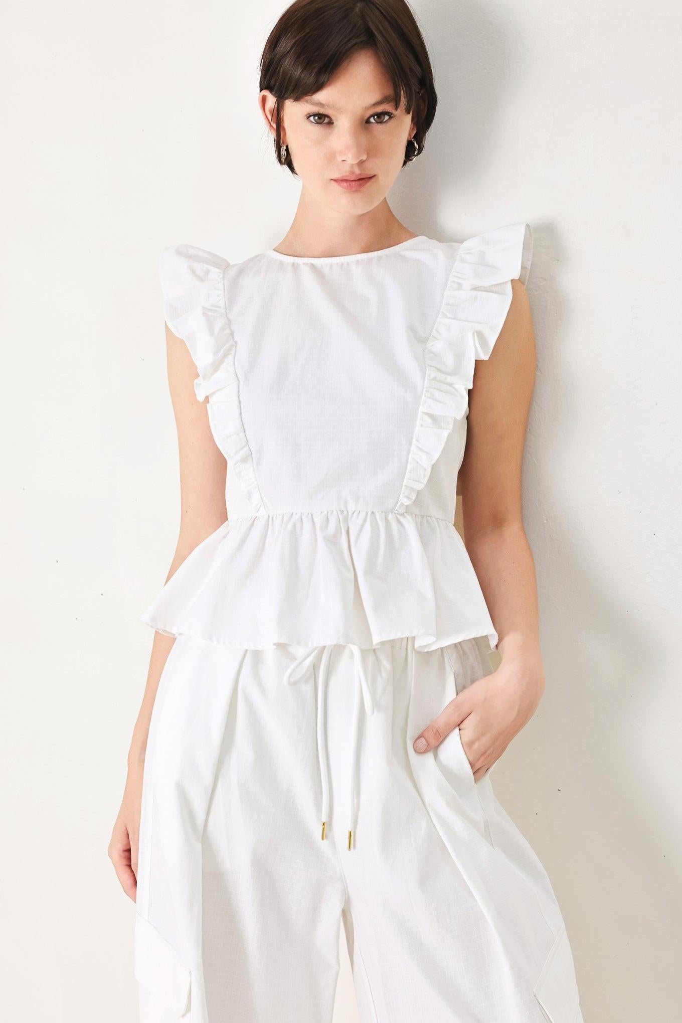 WHITE BLOSSOM WOVEN TOP - Glamourous Grace