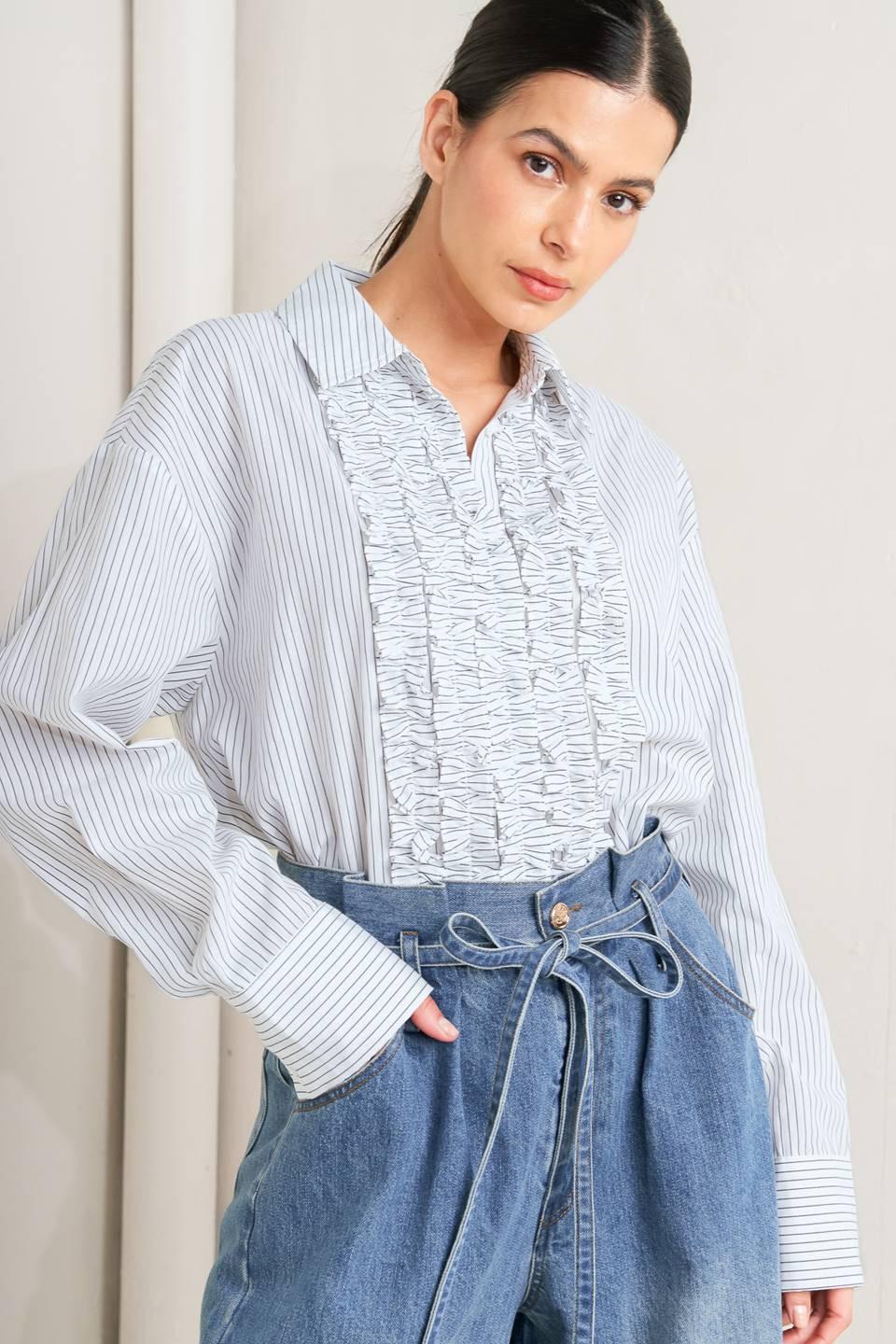 DAYLIGHT EDGE WOVEN TOP - Glamourous Grace
