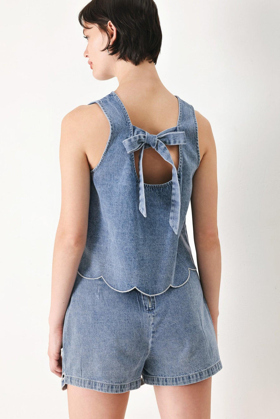 FLORAL LOVE DENIM TOP - Glamourous Grace