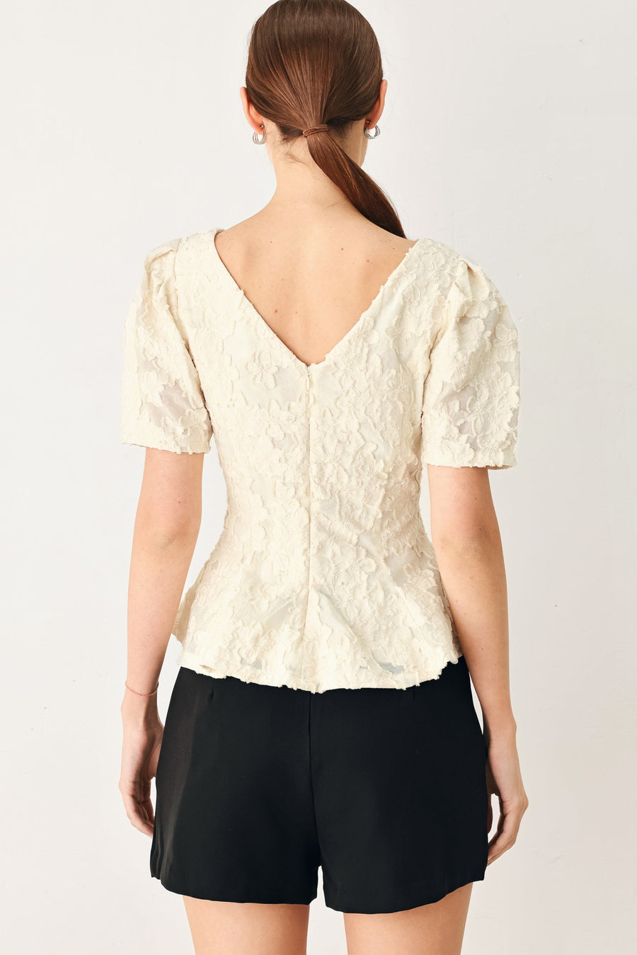 PRETTY BLOOM WOVEN JACQUARD TOP - Glamourous Grace