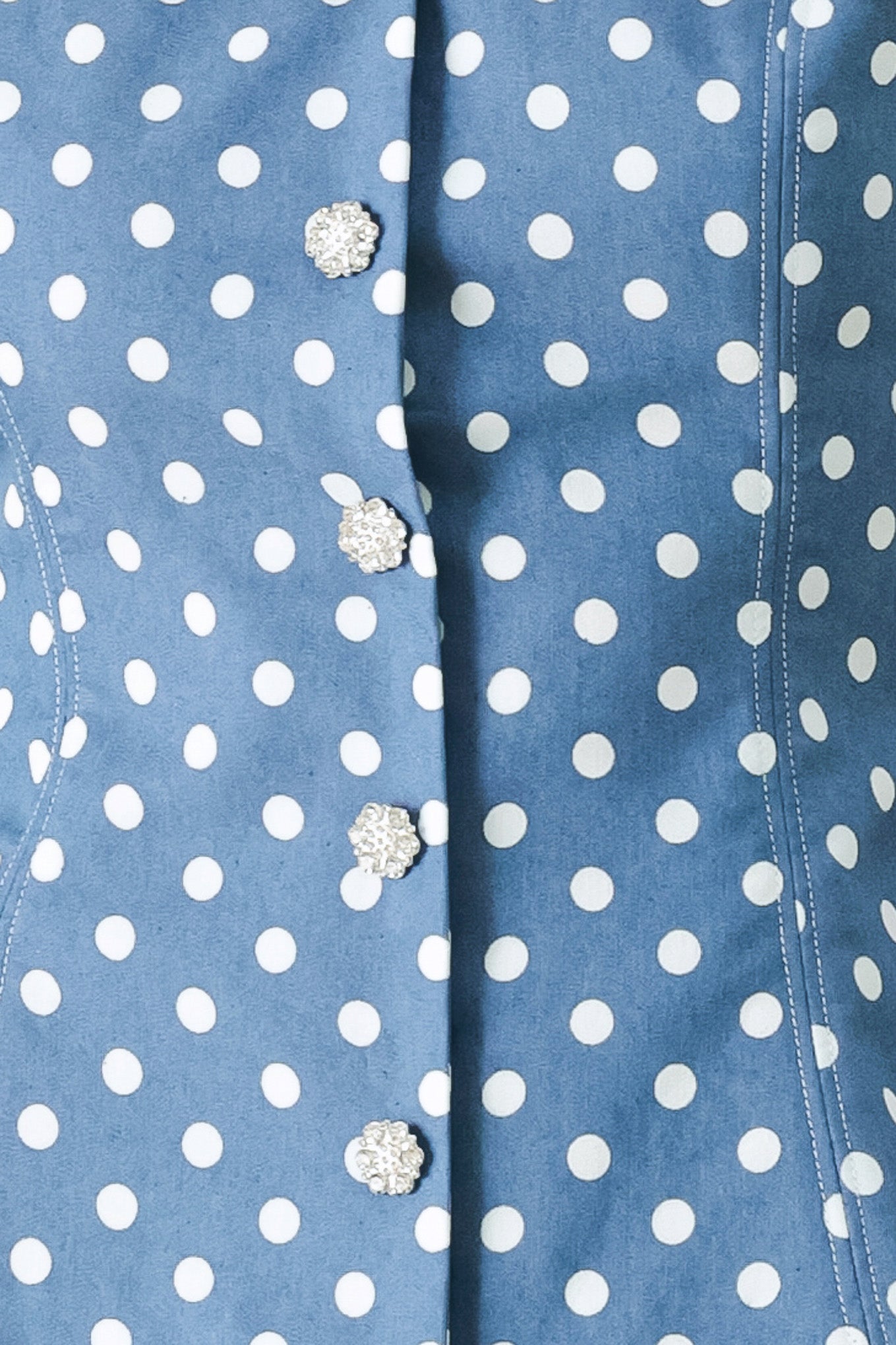 FLIRTY DOTS WOVEN TOP - Glamourous Grace