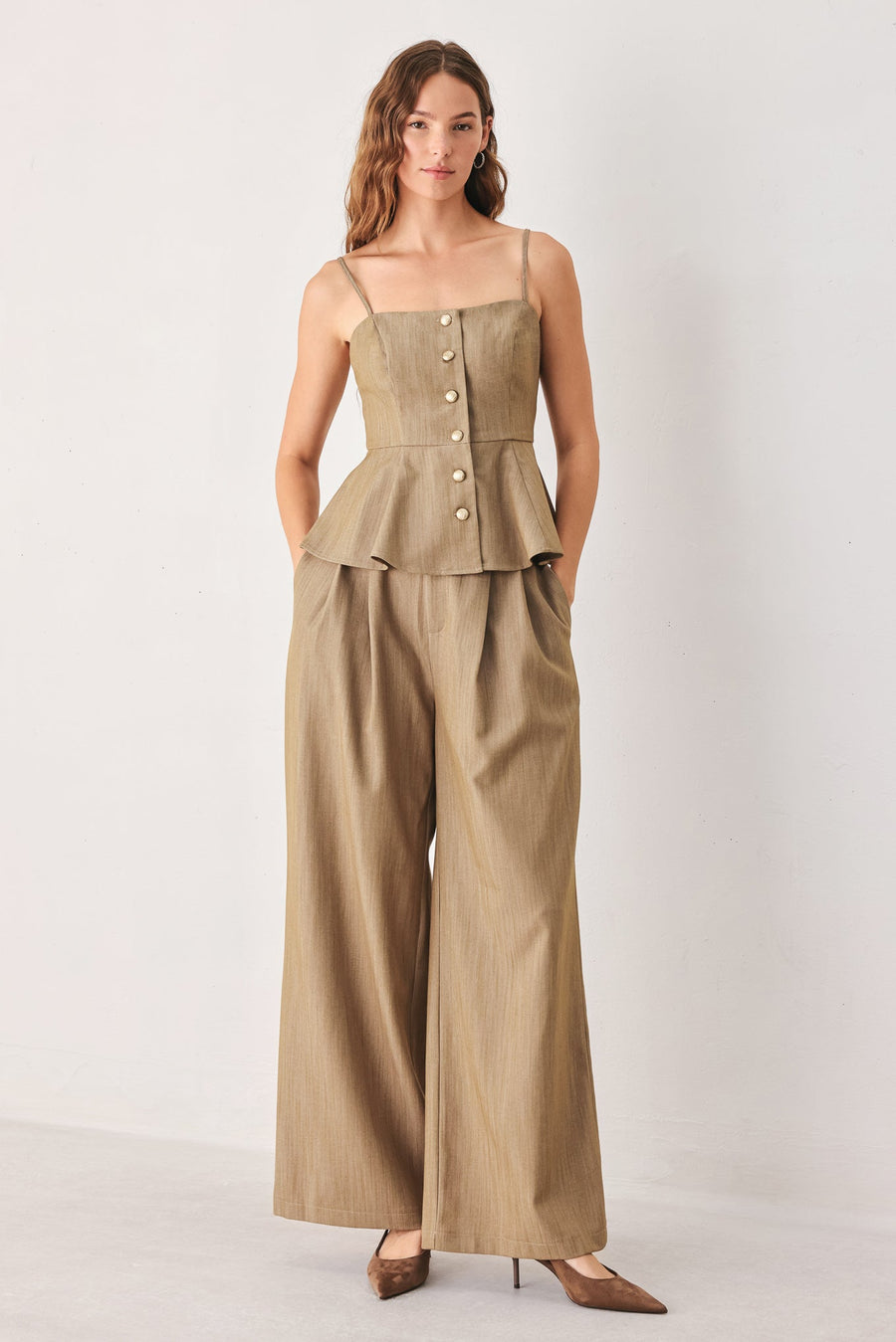 STONEWASH RELAXED WOVEN TOP - Glamourous Grace
