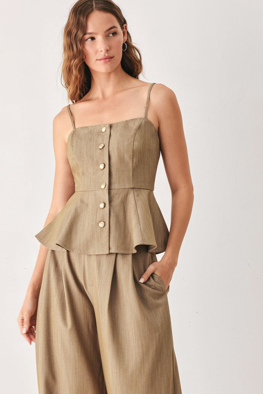 STONEWASH RELAXED WOVEN TOP - Glamourous Grace