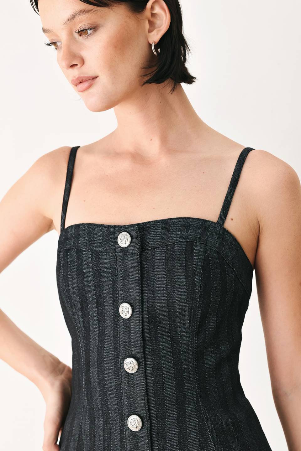 GRAPHITE CITY WOVEN TOP - Glamourous Grace