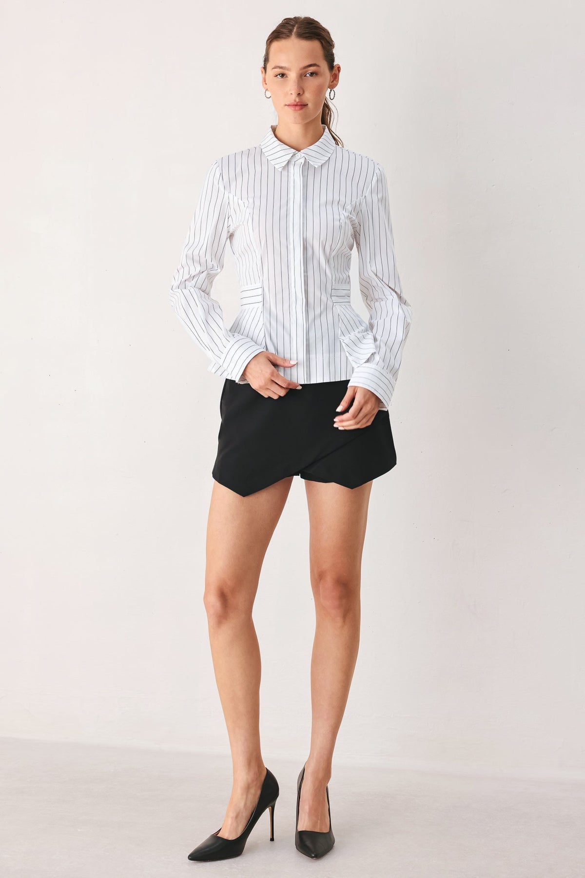 MODERNIST PINSTRIPE FLARED-WAIST WOVEN TOP - Glamourous Grace